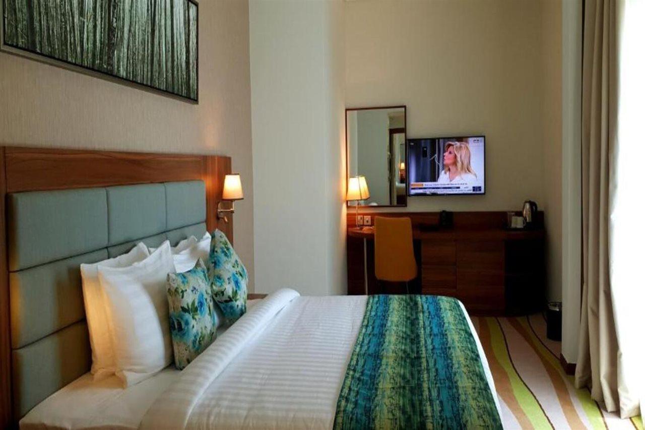 Jacob'S Garden Hotel Dubai Exterior photo