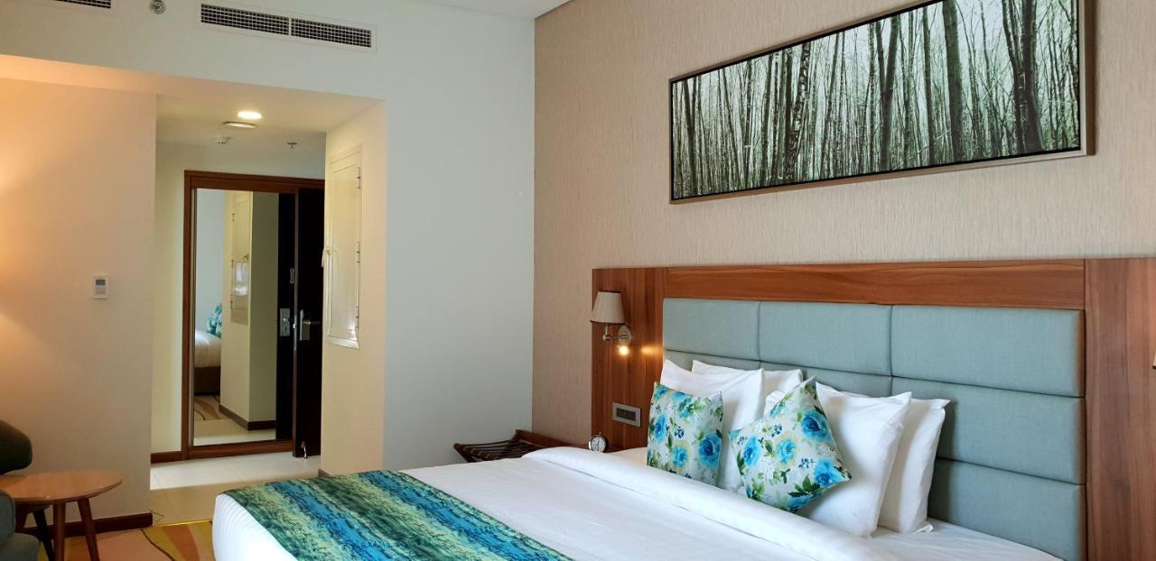 Jacob'S Garden Hotel Dubai Exterior photo
